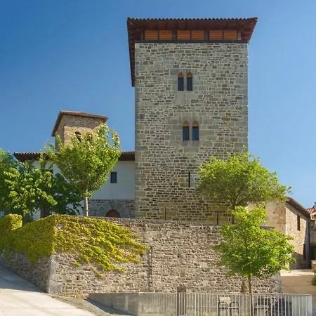 Hotel Rural Torre de Uriz-3